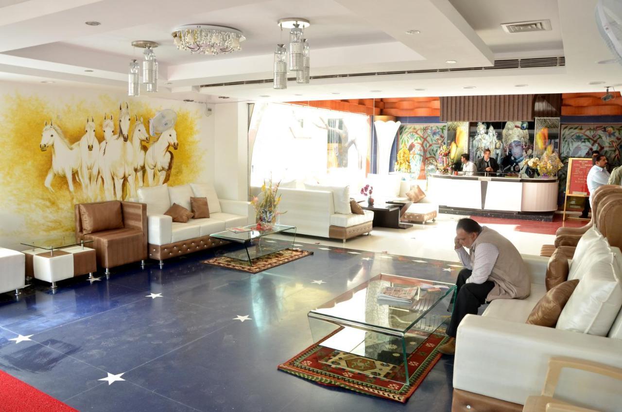 Hotel Raj Mandir Haridwār Extérieur photo