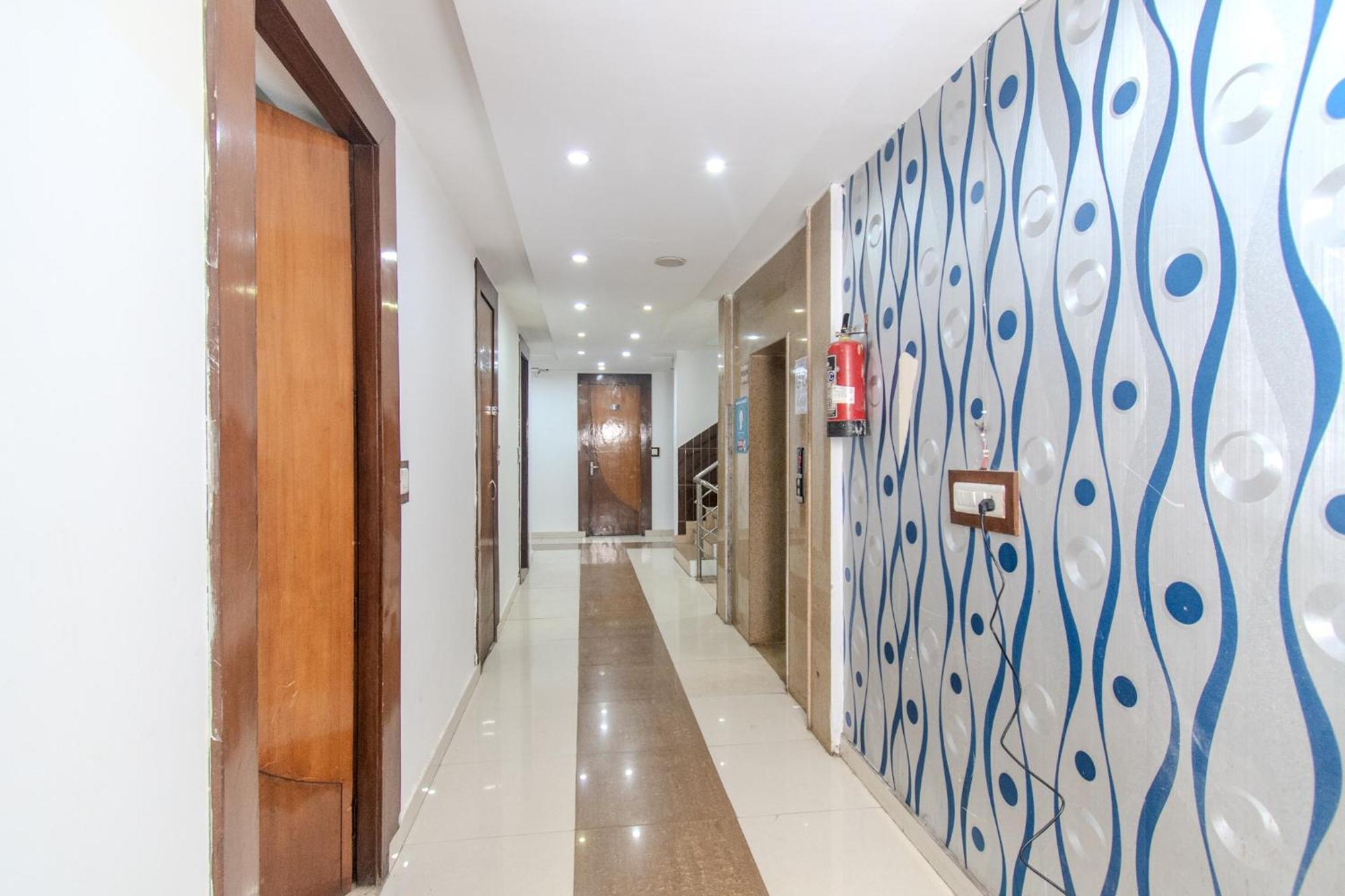 Hotel Raj Mandir Haridwār Extérieur photo