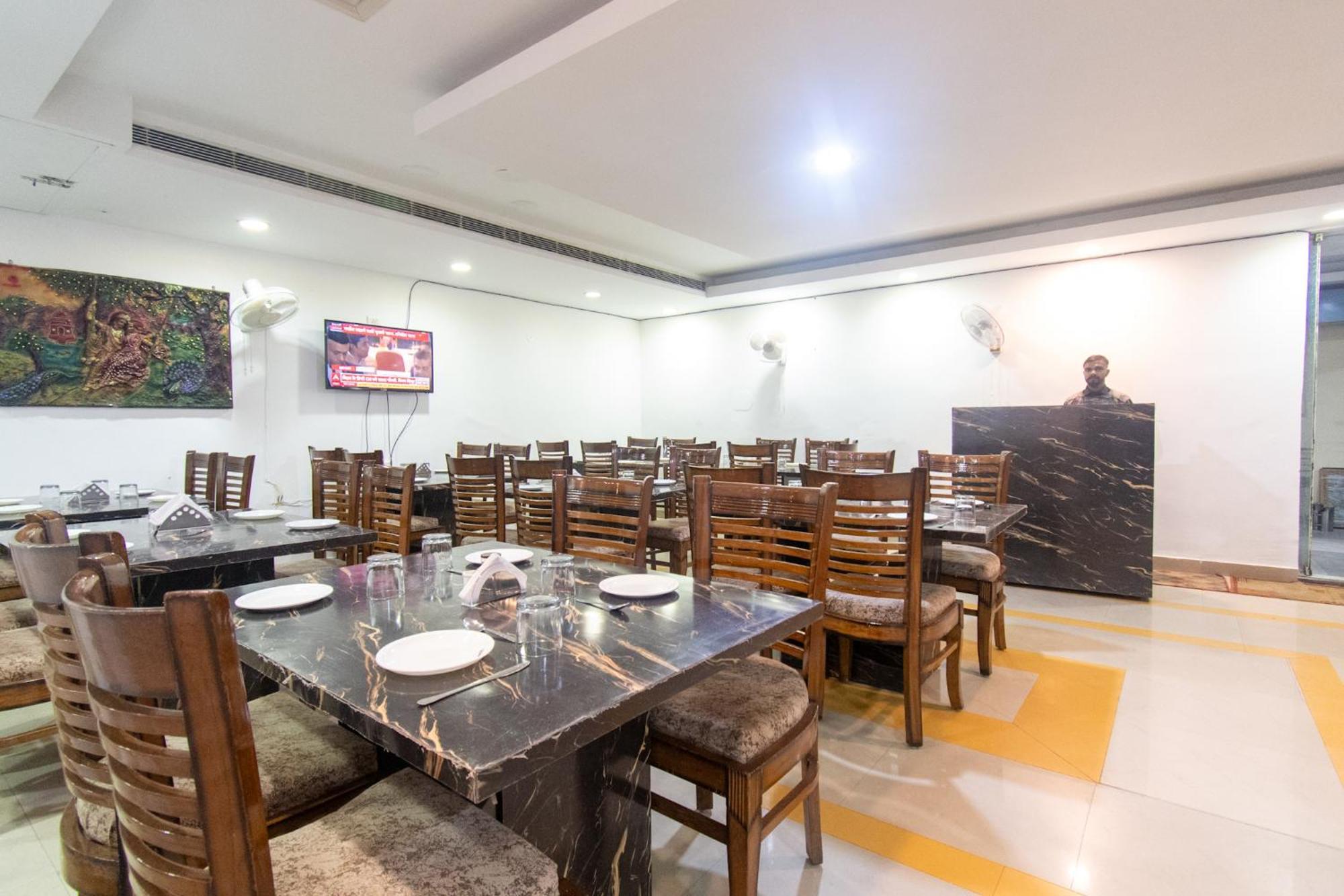Hotel Raj Mandir Haridwār Extérieur photo